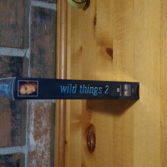 6/$15 Wild things 2 VHS movie tape - Picture 4 of 7